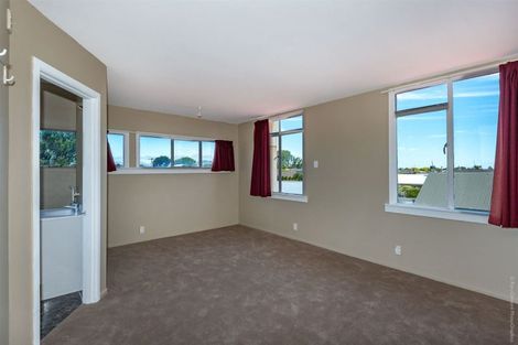 Photo of property in 66 Pacific Road, North New Brighton, Christchurch, 8083