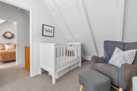 Photo of property in 16b Bay Street, Red Beach, 0932