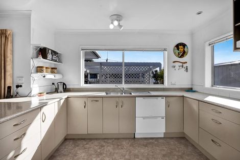 Photo of property in 26 Dixon Avenue, Hawera, 4610