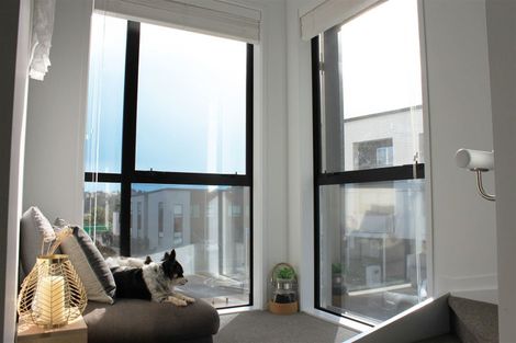 Photo of property in 2 Mayfly Lane, Hobsonville, Auckland, 0616