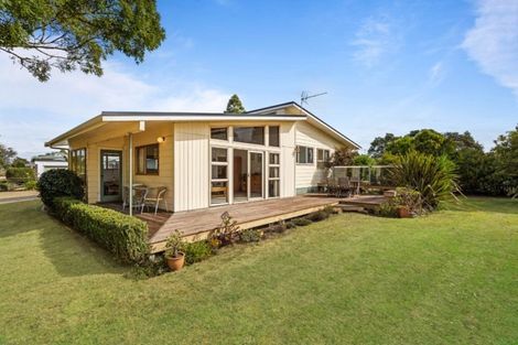 Photo of property in 130 Racecourse Road, Waiuku, 2123