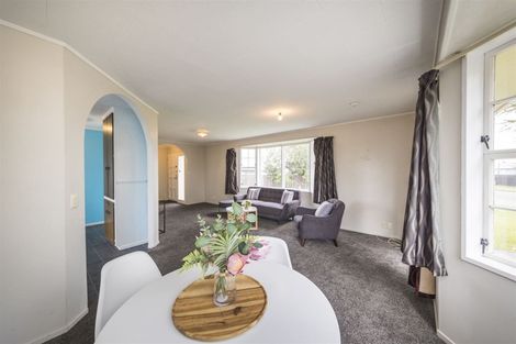 Photo of property in 52 Acacia Street, Kelvin Grove, Palmerston North, 4414