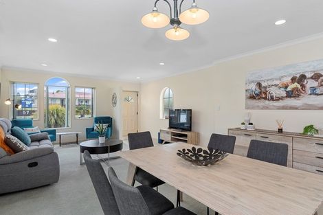 Photo of property in 56a Pitau Road, Mount Maunganui, 3116