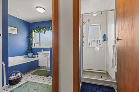 Photo of property in 32 Claridges Road, Casebrook, Christchurch, 8051