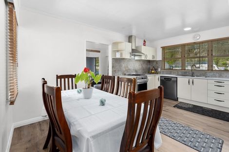 Photo of property in 132 George Street, Hikurangi, 0114