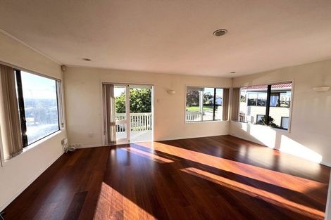 Photo of property in 46 Marendellas Drive, Bucklands Beach, Auckland, 2014