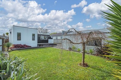 Photo of property in 23 Guy Avenue, Takaro, Palmerston North, 4410