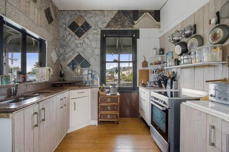 Photo of property in 10 Gladstone Road, Waihi, 3610