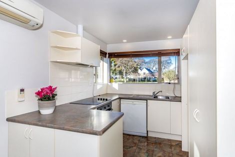 Photo of property in 24 Parade Court, Addington, Christchurch, 8024