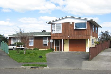 Photo of property in 9 Meads Place, Bulls, 4818