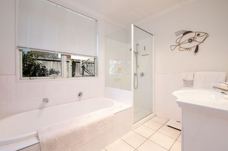 Photo of property in 5 Kilmuir Lane, Harewood, Christchurch, 8051