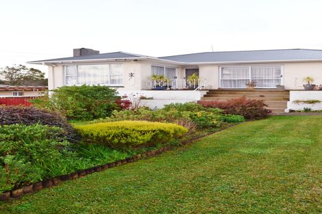 Photo of property in 2 Rothery Road, Hillpark, Auckland, 2102