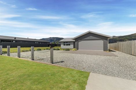 Photo of property in 18 Sentinel Drive, Lake Hawea, Wanaka, 9382