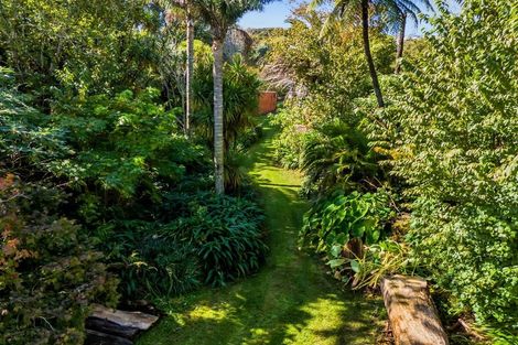 Photo of property in 56 Poplar Grove, Whalers Gate, New Plymouth, 4310