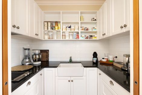 Photo of property in 166 Oriental Parade, Papamoa Beach, Papamoa, 3118