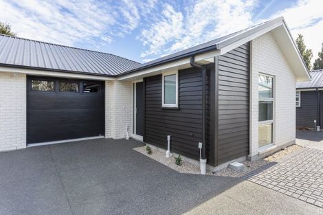 Photo of property in 157 Yaldhurst Road, Sockburn, Christchurch, 8042
