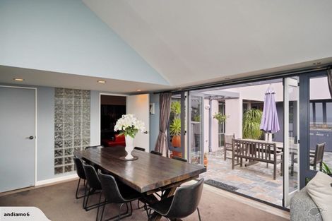 Photo of property in 84 Glenstrae Road, Redcliffs, Christchurch, 8081