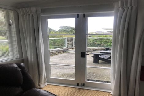 Photo of property in 1 Dorset Street, Opunake, 4616