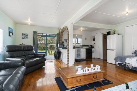 Photo of property in 302 Sylvia Road, Whangamata, 3620