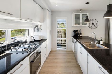 Photo of property in 10 Derbyshire Place, Dinsdale, Hamilton, 3204