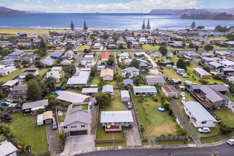 Photo of property in 3 Poplar Street, Whitianga, 3510