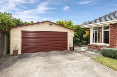 Photo of property in 8 Merton Place, Bryndwr, Christchurch, 8053