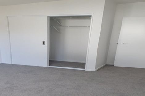 Photo of property in 15/62 Spenmoor Street, Newlands, Wellington, 6037