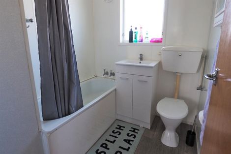 Photo of property in 29 Racecourse Road, Waiuku, 2123