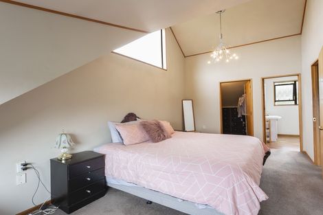 Photo of property in 21 Dryden Street, Milton, 9220