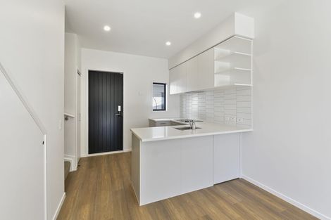 Photo of property in 4/47a Huntington Drive, Huntington Park, Auckland, 2013