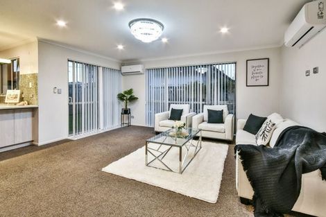Photo of property in 13b Myers Road, Manurewa East, Auckland, 2102
