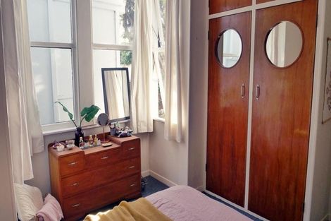 Photo of property in 71 Pirie Street, Mount Victoria, Wellington, 6011