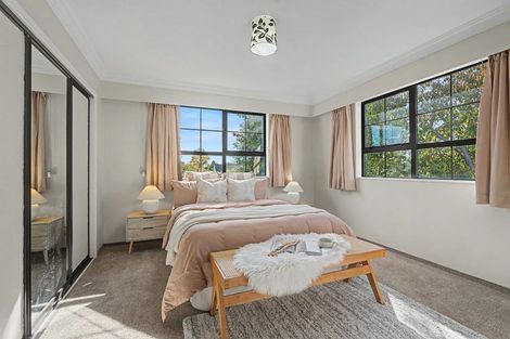 Photo of property in 4 Rowanwood Close, Halswell, Christchurch, 8025