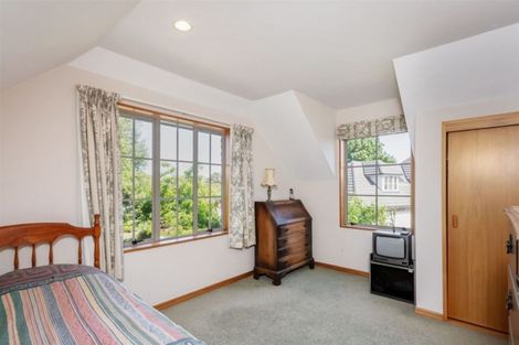 Photo of property in 15 Tavistock Place, Russley, Christchurch, 8042