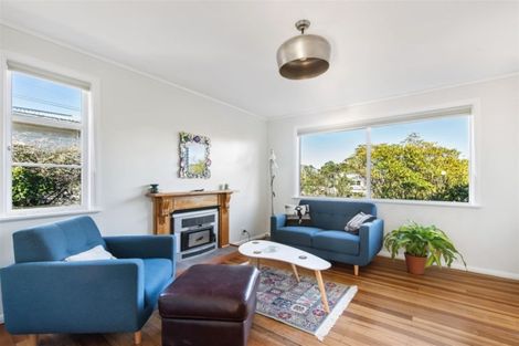 Photo of property in 88 Black Rock Road, Newlands, Wellington, 6037