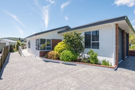 Photo of property in 1 Arapiki Road, Stoke, Nelson, 7011