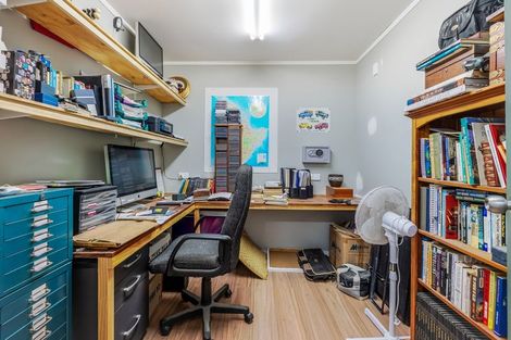 Photo of property in 1/1 Sharon Road, Waiake, Auckland, 0630