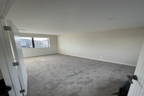 Photo of property in 27 Desalt Drive, Hobsonville, Auckland, 0616