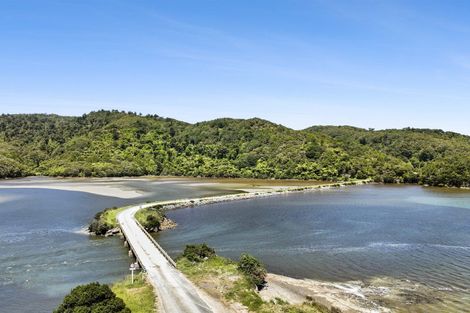 Photo of property in 857 Dry Road, Rakopi, Collingwood, 7073