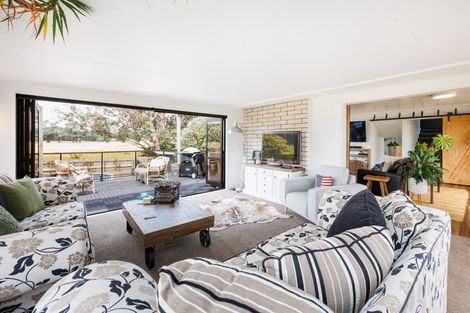 Photo of property in 38 Russell Street, Foxton, 4814