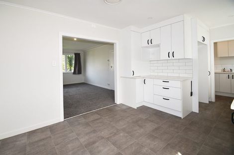 Photo of property in 4 Woodford Avenue, Henderson, Auckland, 0610