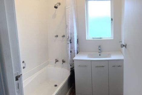 Photo of property in 1/51 Drake Street, Howick, Auckland, 2014