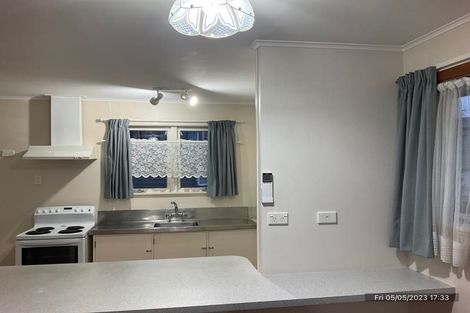 Photo of property in 3 Kilham Avenue, Northcote, Auckland, 0627