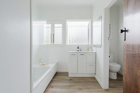 Photo of property in 82 Maeroa Road, Maeroa, Hamilton, 3200