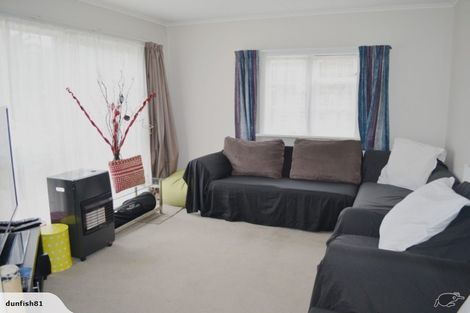 Photo of property in 3 Rowe Parade, Wainuiomata, Lower Hutt, 5014