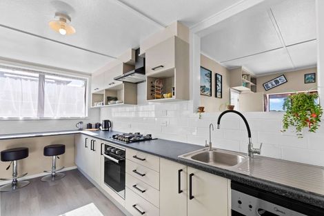 Photo of property in 55 Bedford Avenue, Gonville, Whanganui, 4501