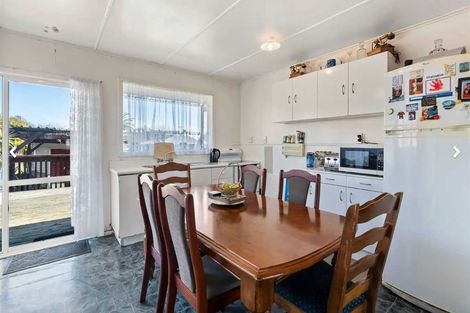Photo of property in 4 White Road, Manurewa, Auckland, 2102