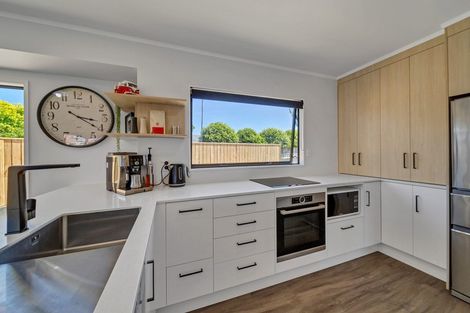 Photo of property in 37 Tawa Street, Hawera, 4610