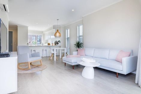 Photo of property in 14 Oioi Road, Hobsonville, Auckland, 0616