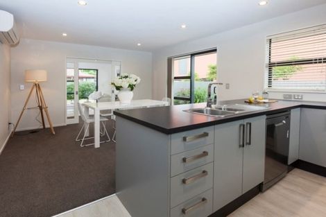 Photo of property in 45 Woodville Street, Edgeware, Christchurch, 8013